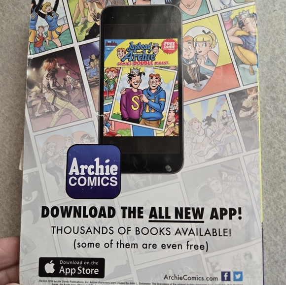 2 Archie comic books. Good shape. - Picture 7 of 9